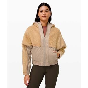 NWT Lululemon Sherpa and Shine Jacket